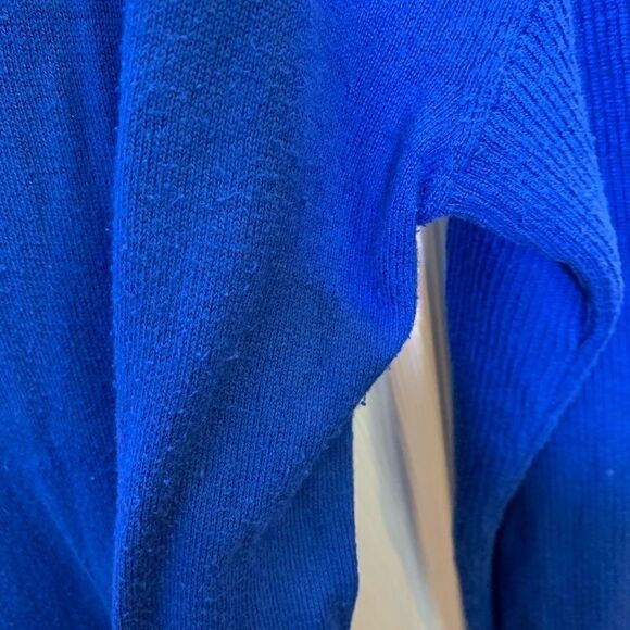 Chaus New York Blue Top Silver Shoulder Accents - Picture 6 of 10